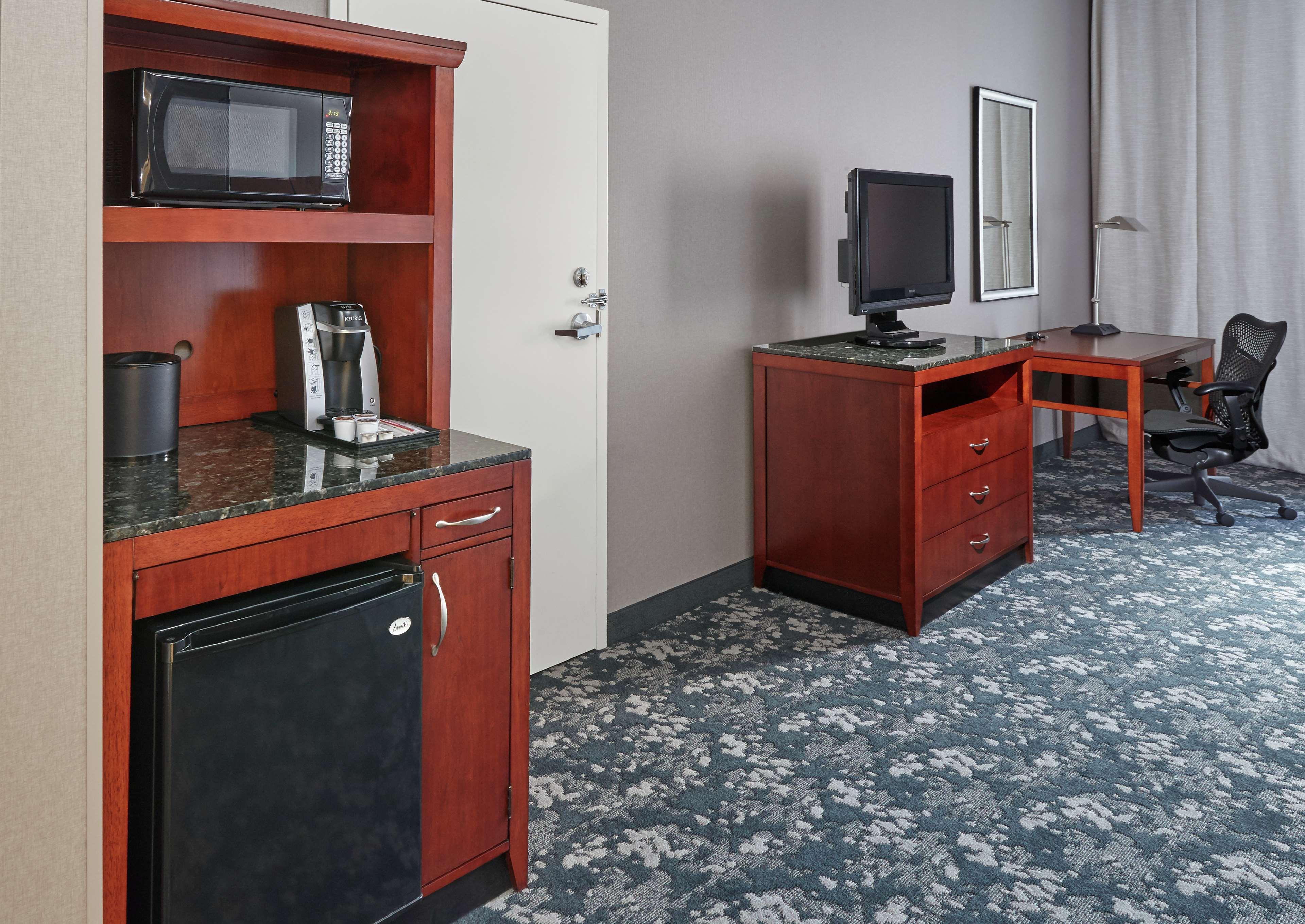 Hilton Garden Inn Lake Forest Mettawa Eksteriør billede