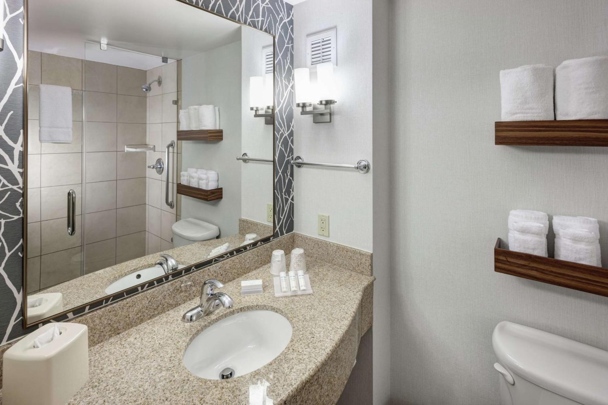 Hilton Garden Inn Lake Forest Mettawa Eksteriør billede