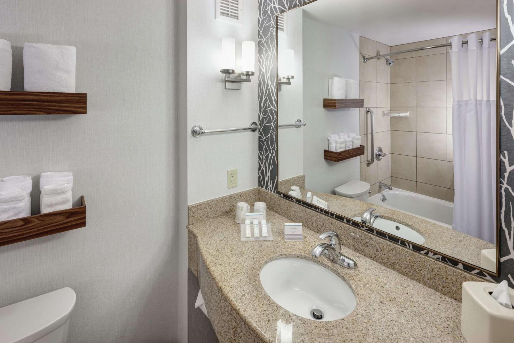 Hilton Garden Inn Lake Forest Mettawa Eksteriør billede